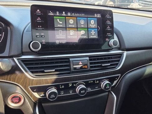 Used 2020 Honda Accord EX image 19