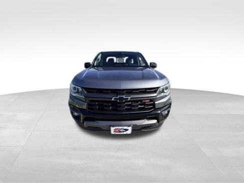 Used 2021 Chevrolet Colorado Z71 w/ Safety Package AWD/4WD image 2