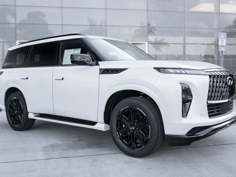 New 2026 INFINITI QX80 4WD image 3