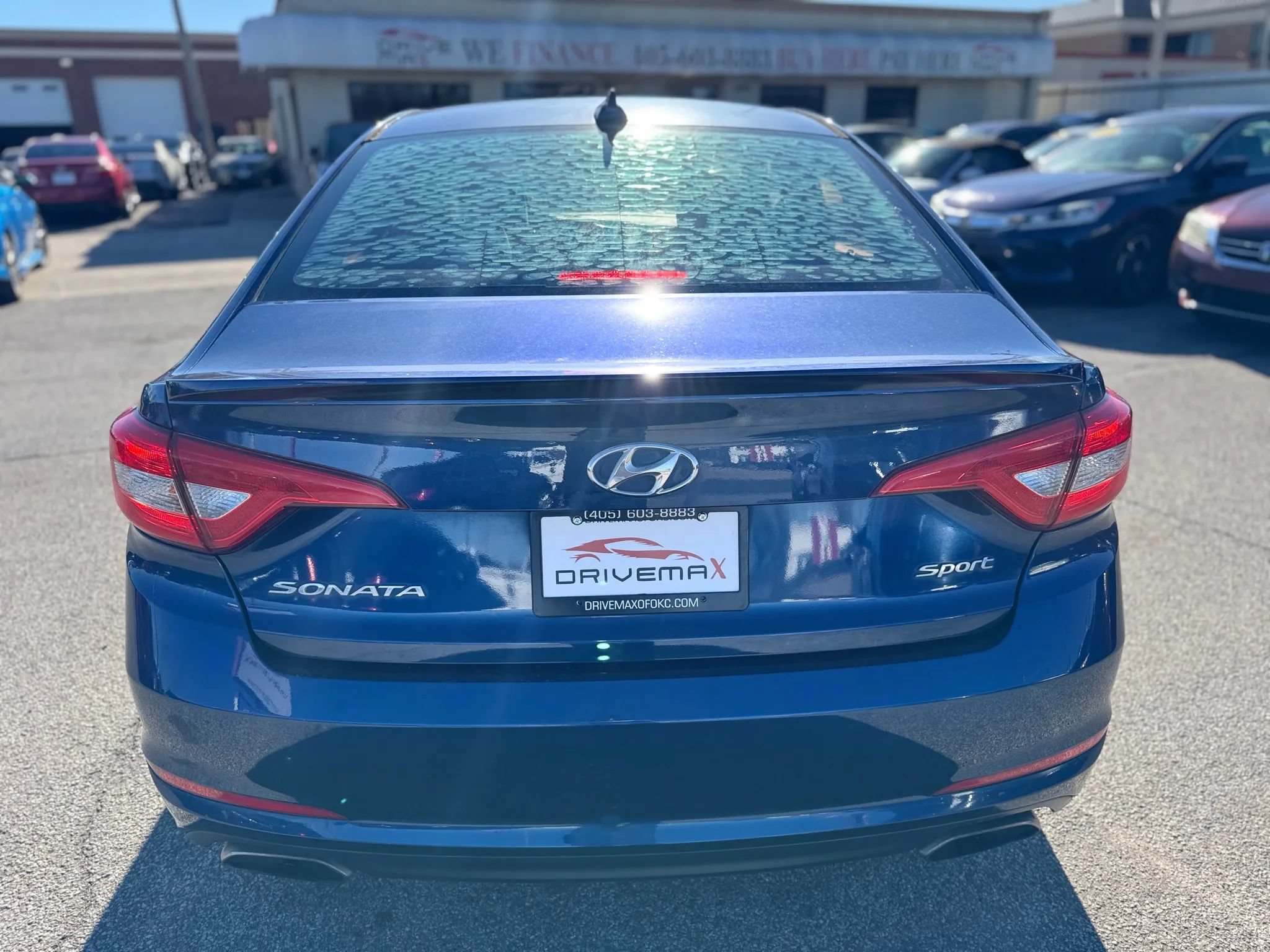 Used 2016 Hyundai Sonata Sport w/ Option Group 02 FWD image 4