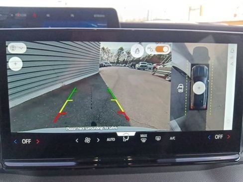 Used 2025 Ford Expedition Active image 25