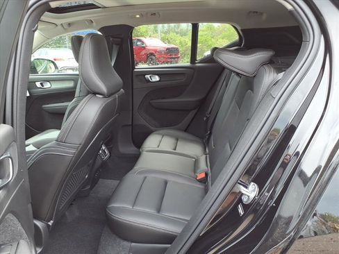 New 2026 Volvo XC40 B5 Core w/ Protection Package Premier AWD/4WD image 13
