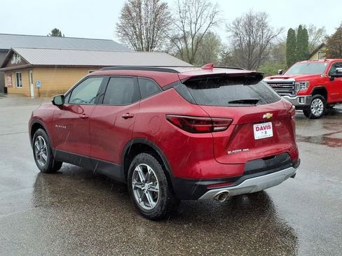 Used 2024 Chevrolet Blazer LT w/ Sound & Technology Package AWD/4WD image 6