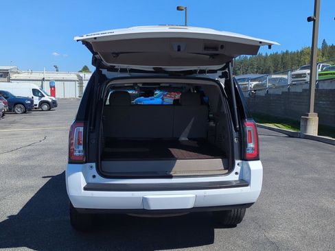 Used 2018 GMC Yukon SLT w/ Open Road Package AWD/4WD image 6