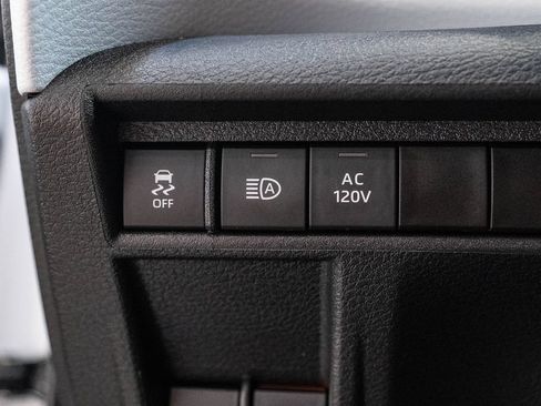 Certified 2025 Toyota Sienna XLE w/ XLE Plus Package FWD image 23