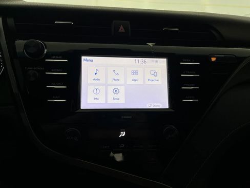 Used 2020 Toyota Camry SE FWD image 63