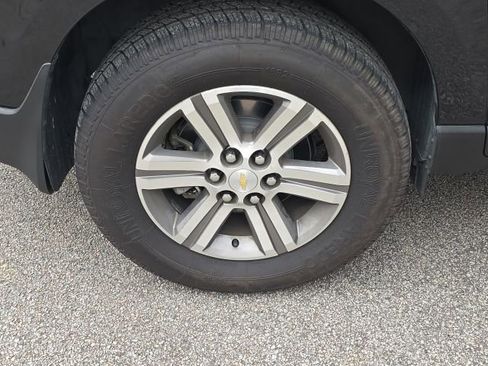 Used 2016 Chevrolet Traverse LT image 11