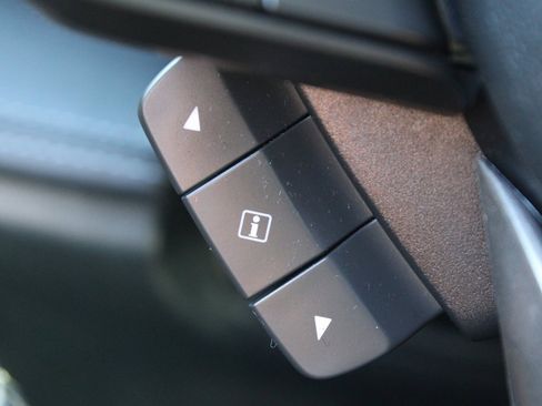 Used 2020 Subaru Outback Touring XT image 16