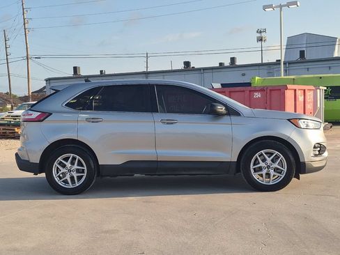 Used 2021 Ford Edge SEL w/ Convenience Package FWD image 7