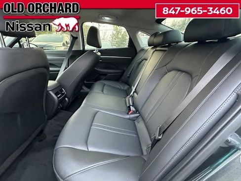 Used 2025 Hyundai Sonata Limited FWD image 17
