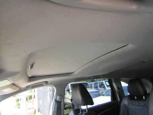 Used 2018 Acura MDX FWD image 12