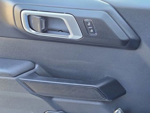 New 2025 Ford Bronco Badlands AWD/4WD image 19