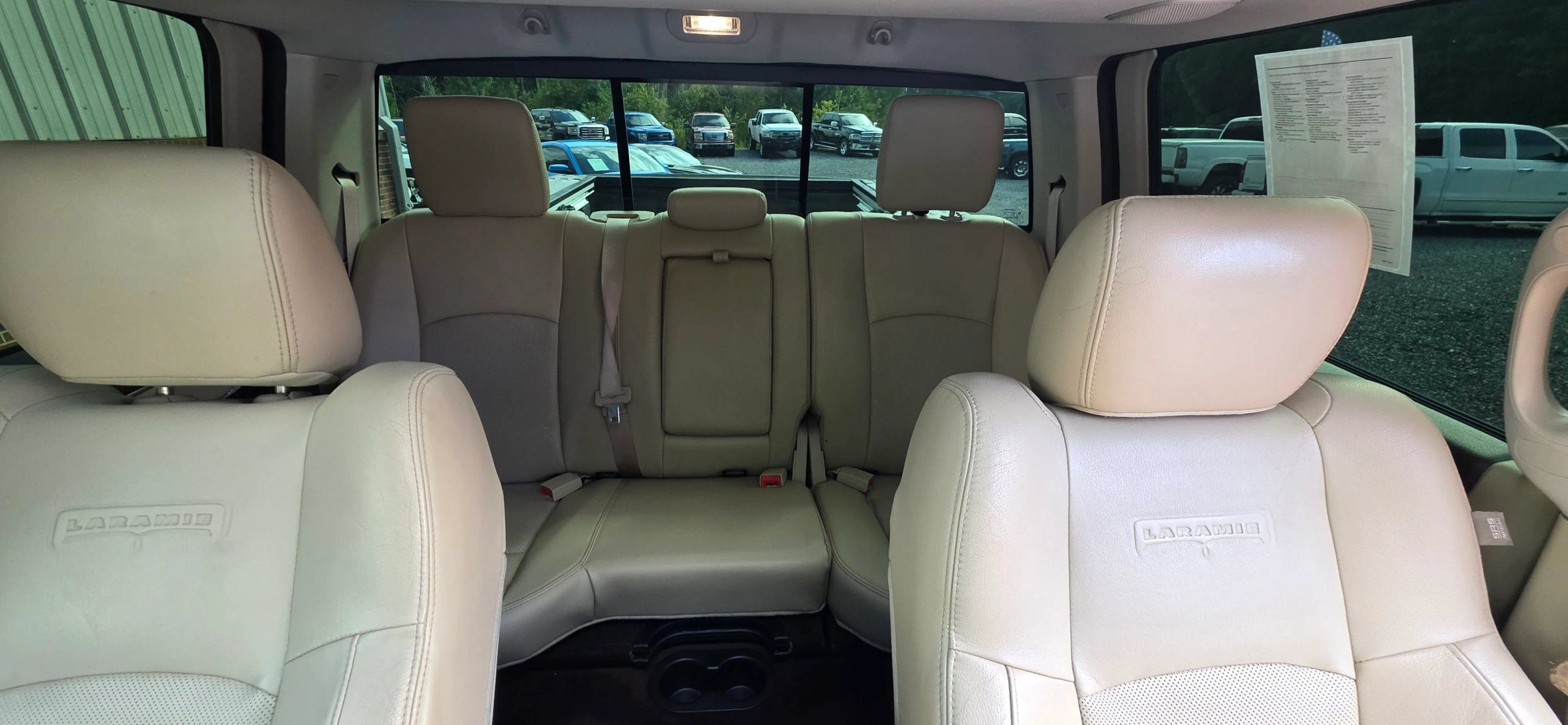 Used 2014 RAM 1500 Laramie w/ Convenience Group AWD/4WD image 18