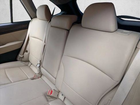 Used 2019 Subaru Outback 2.5i Limited image 18