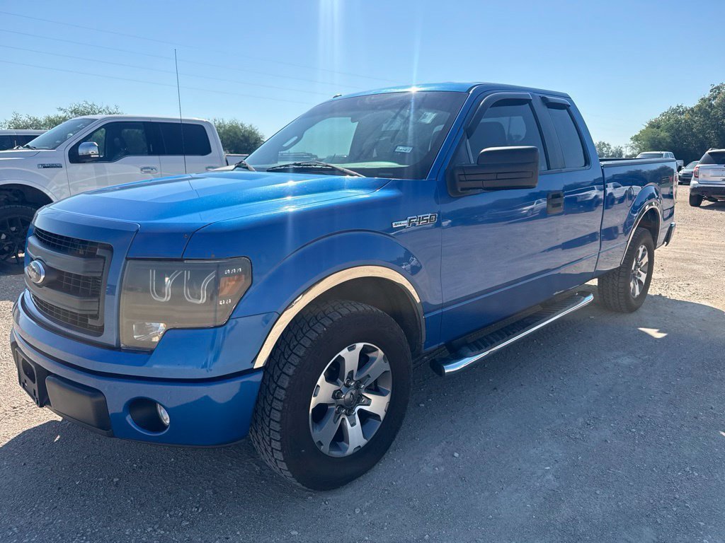 Used 2013 Ford F150 STX w/ Mid Equipment Group RWD image 1