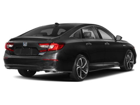 Used 2022 Honda Accord Sport image 2