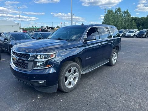 Used 2020 Chevrolet Tahoe LT w/ Luxury Package AWD/4WD image 4