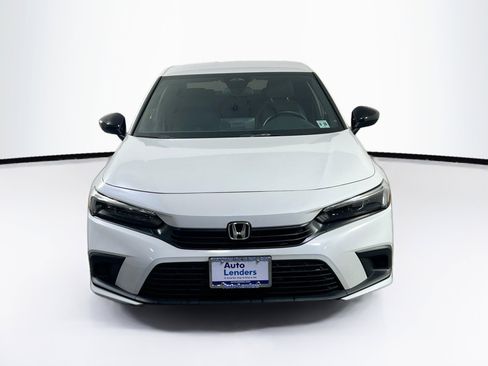 Used 2023 Honda Civic Sport image 2