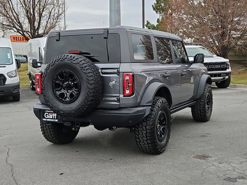 Used 2023 Ford Bronco Badlands w/ Sasquatch Package image 3