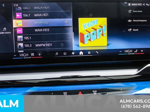 Used 2025 BMW i5 eDrive40i w/ M Sport Package RWD image 33