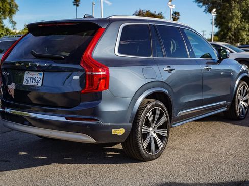 Used 2022 Volvo XC90 T8 Inscription w/ Climate Package image 8