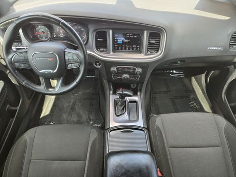 Used 2020 Dodge Charger SXT w/ Blacktop Package RWD image 23