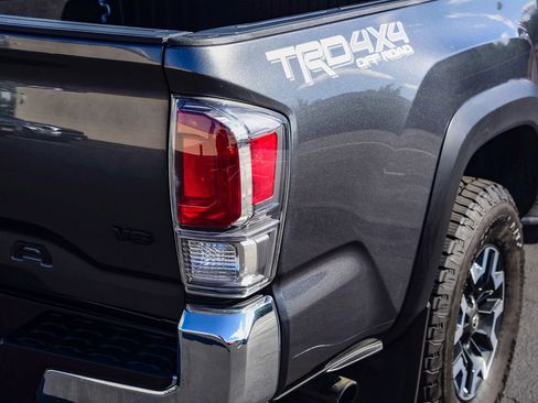 Used 2023 Toyota Tacoma TRD Off-Road w/ Black Out Package (TMS) image 8