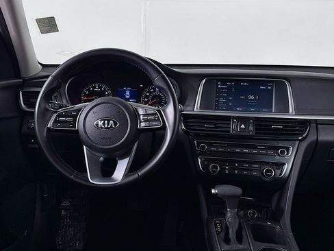Used 2019 Kia Optima S image 12