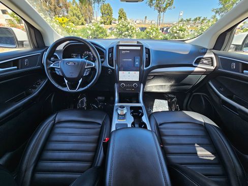 Used 2024 Ford Edge SEL image 19