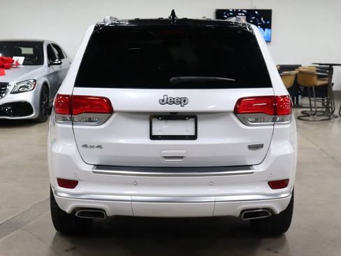 Used 2021 Jeep Grand Cherokee Summit image 4