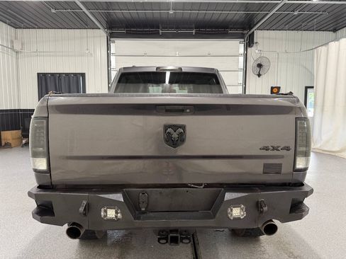 Used 2017 RAM 1500 Express w/ Express Value Package AWD/4WD image 5