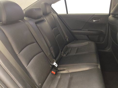 Used 2015 Honda Accord EX-L image 19