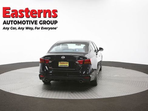 Used 2024 Nissan Altima 2.5 SV w/ SV Premium Package FWD image 39