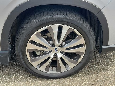 Used 2022 Subaru Ascent Limited w/ Technology Package AWD/4WD image 8