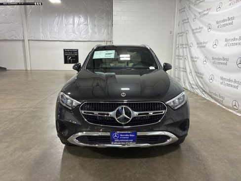 New 2026 Mercedes-Benz GLC 300 4MATIC image 2
