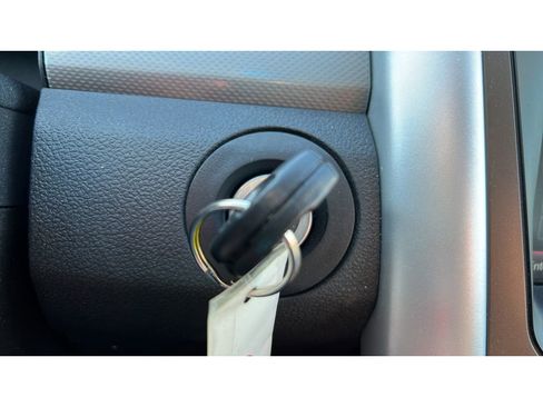 Used 2013 Ford Edge SEL image 21