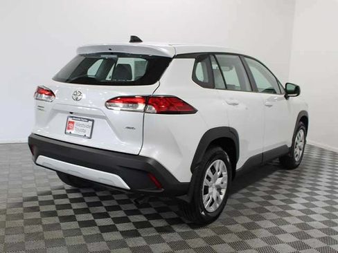 Certified 2024 Toyota Corolla Cross L AWD/4WD image 6