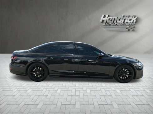 Used 2024 Audi S8 AWD/4WD image 10