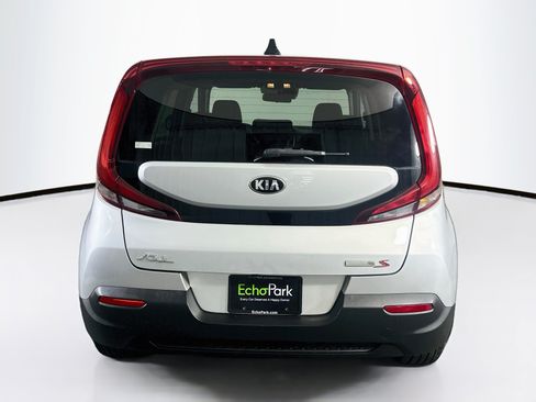 Used 2021 Kia Soul S FWD image 7