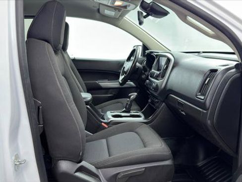 Used 2022 Chevrolet Colorado LT w/ Fleet Safety Package RWD image 23