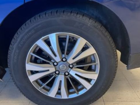 Used 2020 Nissan Pathfinder SL FWD image 36