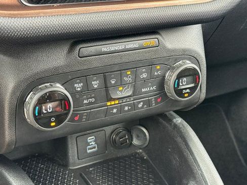 Certified 2021 Ford Bronco Sport Outer Banks AWD/4WD image 19