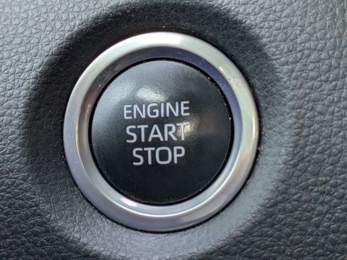 Used 2024 Toyota Corolla SE image 26