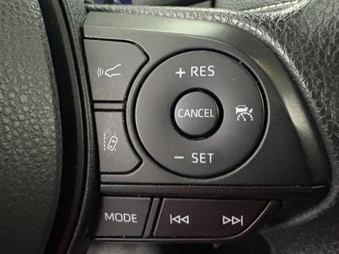 Used 2024 Toyota RAV4 LE AWD/4WD image 18