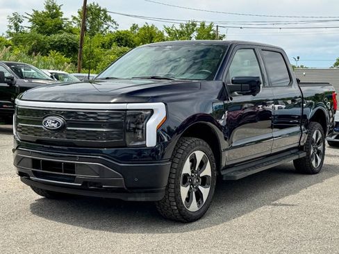 Used 2024 Ford F150 Lightning Platinum AWD/4WD image 7