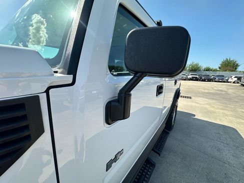 Used 2005 HUMMER H2 AWD/4WD image 16