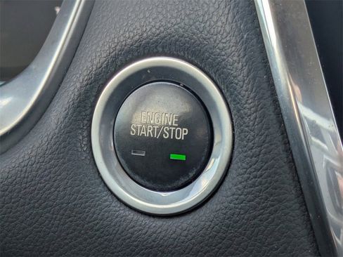 Used 2020 Chevrolet Traverse LT w/ LT Premium Package image 32