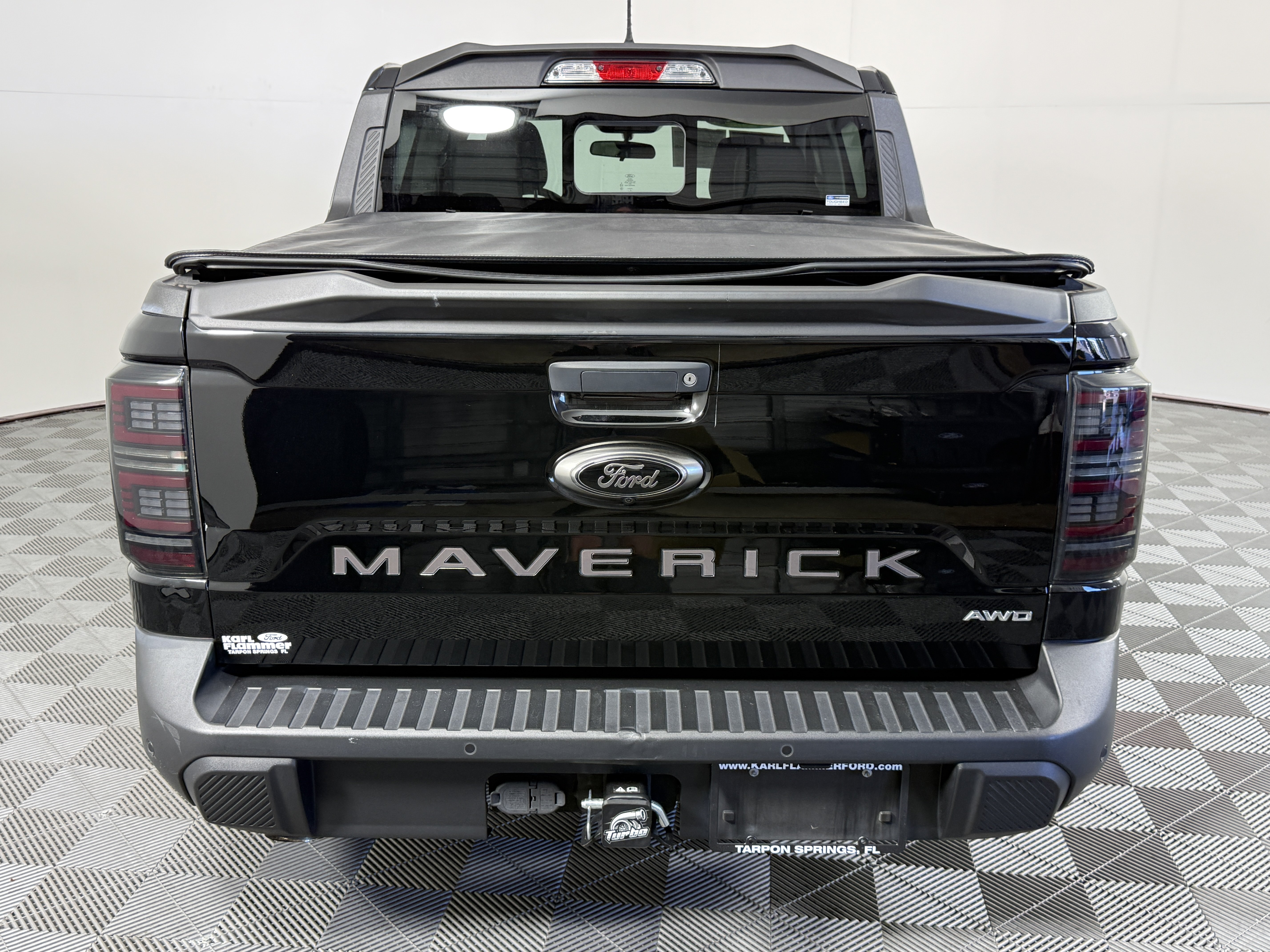 Used 2024 Ford Maverick Lariat w/ Black Appearance Package AWD/4WD image 4