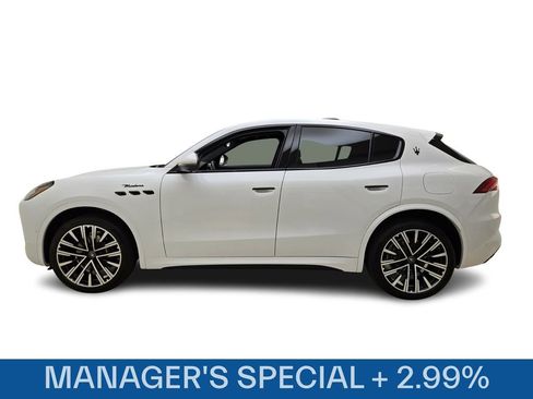 Used 2025 Maserati Grecale Modena AWD/4WD image 10