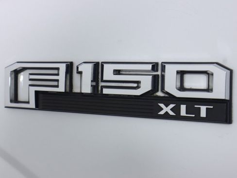 Used 2017 Ford F150 XLT w/ Trailer Tow Package image 37